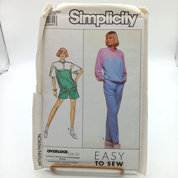 UNCUT Simplicity 9501 Vintage Misses Petite Knit Pants Shorts & Top Sewing Patte - Picture 1 of 2